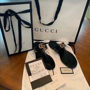 Woman’s Gucci sandals